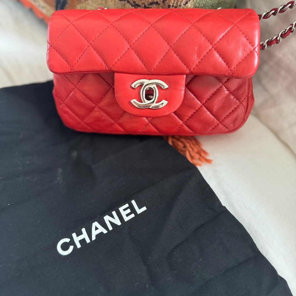 Vintage Chanel mini single flap in RED